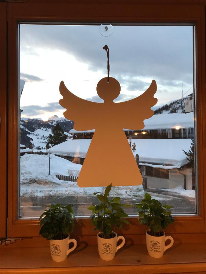 Garni La Dorada Aparthotel Colfosco Luaran gambar