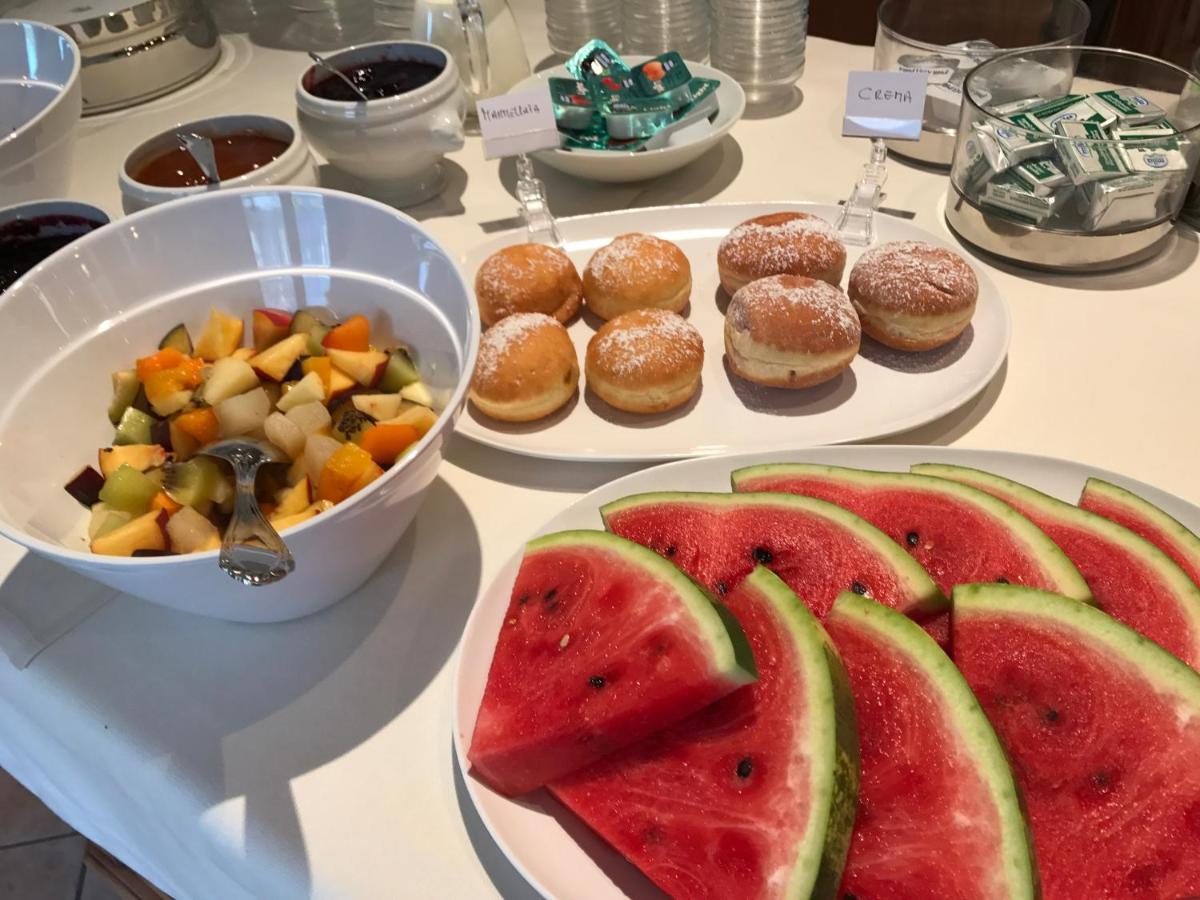 Garni La Dorada Aparthotel Colfosco Luaran gambar